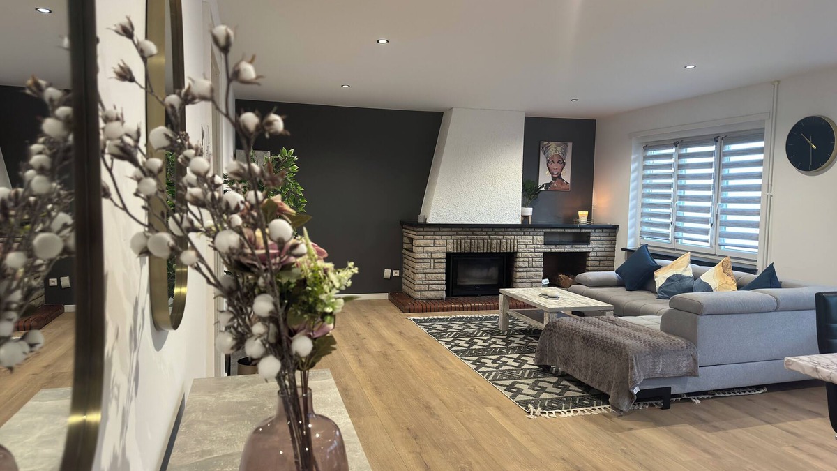 Montigny-les-Metz House | Casa Majorelle ~ free parking & Wifi