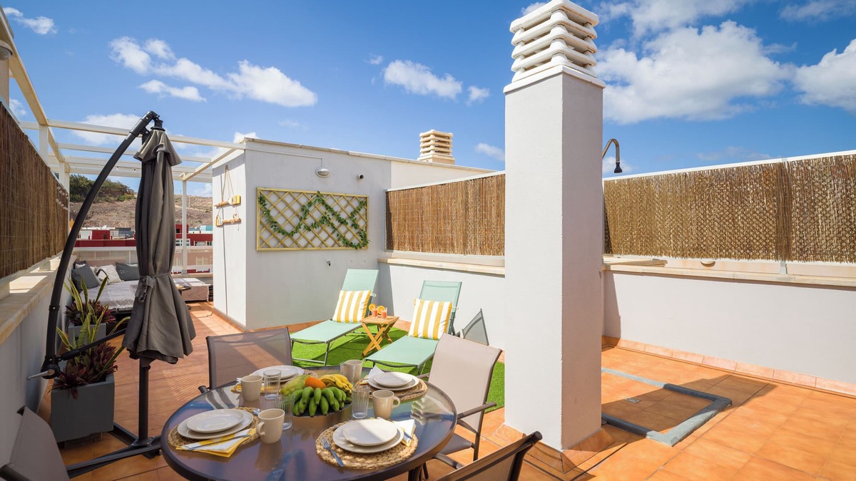 Sardina Apartment | Casa Maresía - Ocean View Penthouse, Terrace & BBQ