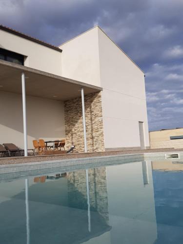 Puiggros House | Casa Maria Dolors con piscina y jardin privado