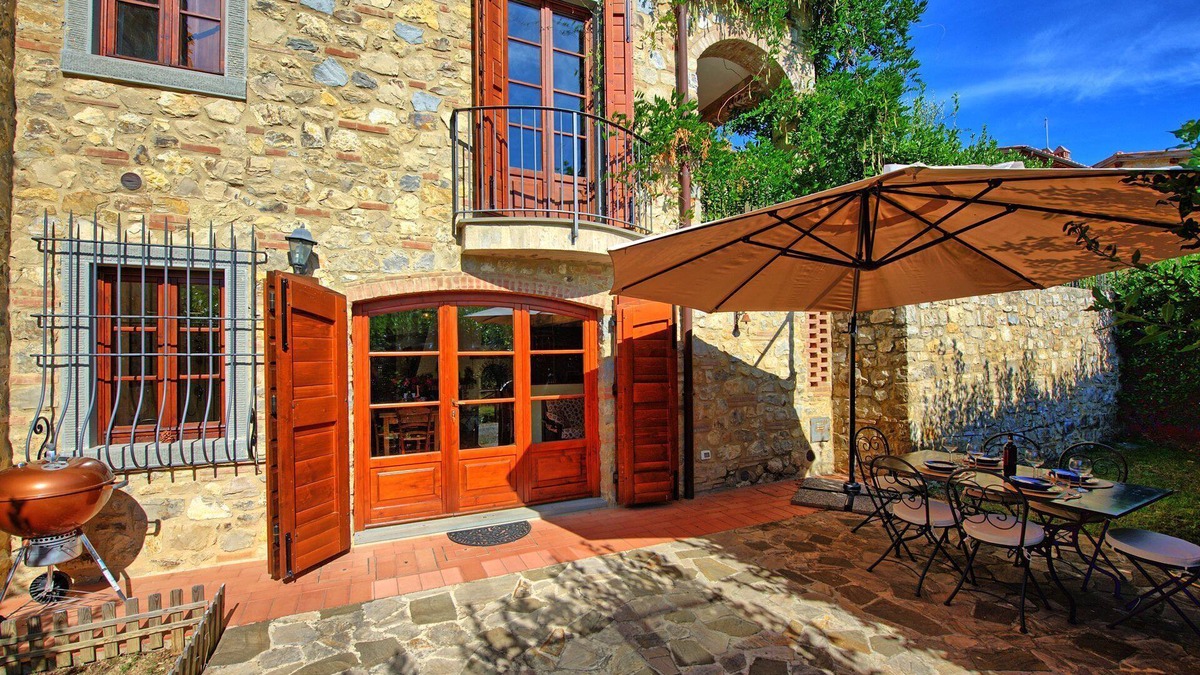 Villa A Sesta Apartment | Casa Maria Luisa - Apartment with pool