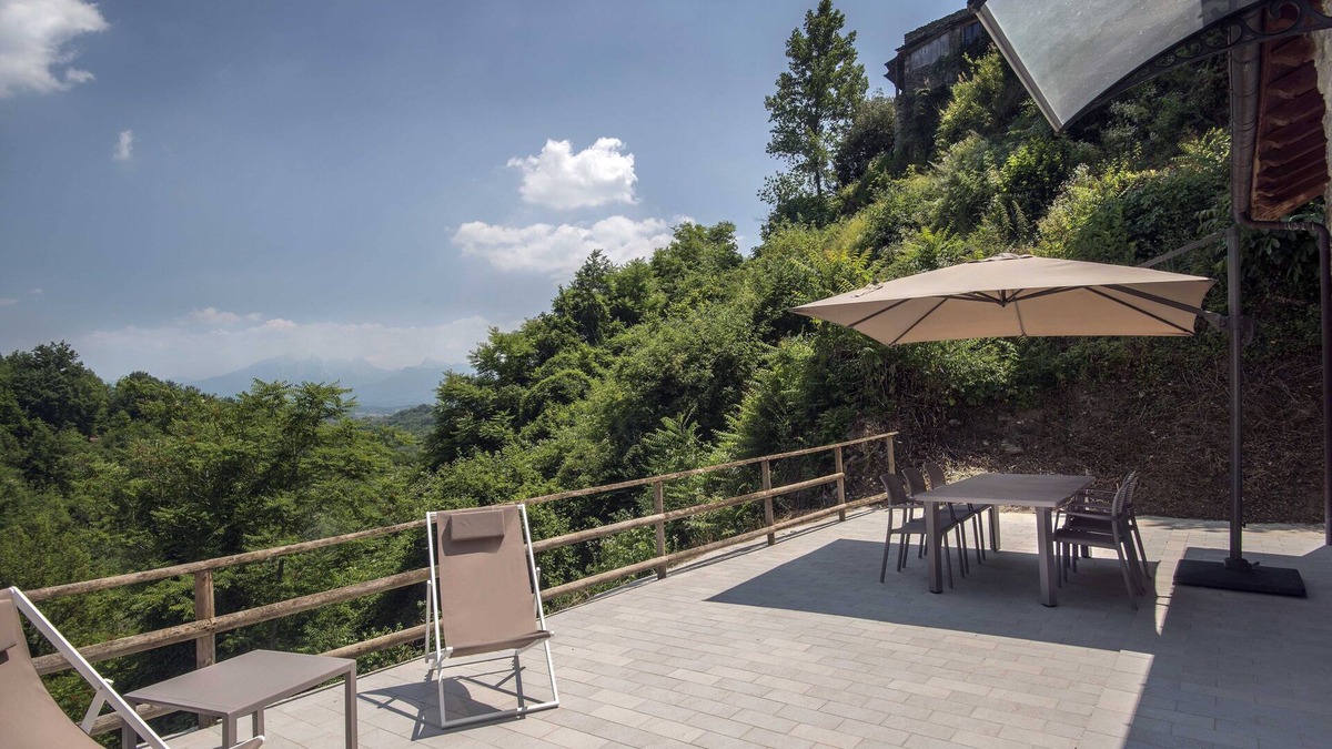 Tresana House | CASA MARINA, terrace with a view, free Wi-Fi, professional cleaning