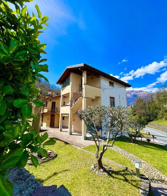 Olgiasca Apartment | Casa Martina - A quiet home by the lake