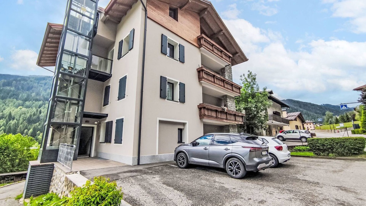 Mezzana Apartment | Casa Maya Ski & Bike by Interhome