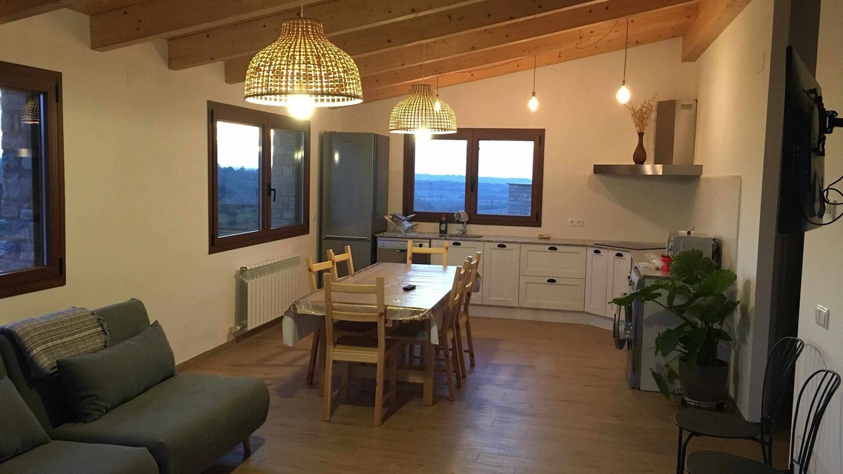 Pujalt House | Casa Mestres Para 4 Personas