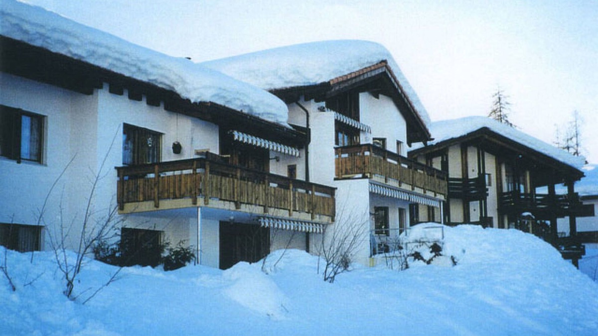 Laax Apartment | Casa Migiur by Interhome