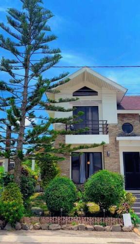 Amadeo Apartment | Casa Miranda Entire House in Tagaytay