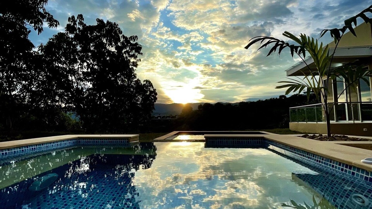 Anapoima House | Casa Moderna con Vistas Espectaculares en Anapoima