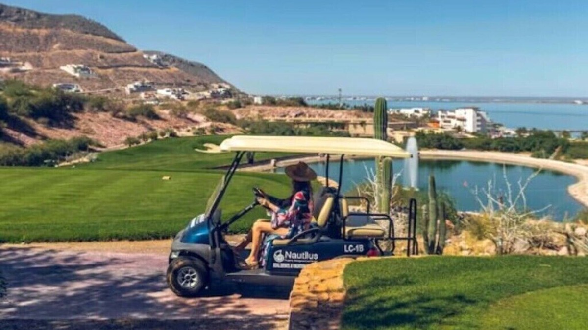 La Paz House | Casa Monmar - Golf Cart, Beach Clubs, Pet Friendly