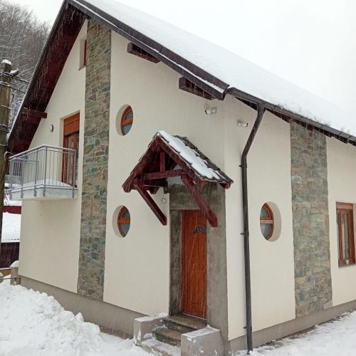 Cavnic House | Casa Mont Blanc Cavnic apartament 2