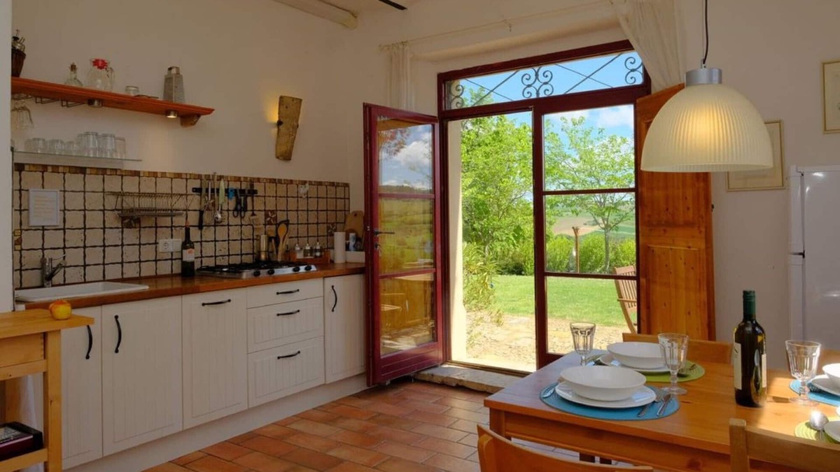 Montecarotto Apartment | Casa Montale, 4/5 Cantina, typical country house, gr. Pool, secluded location, panoramic views