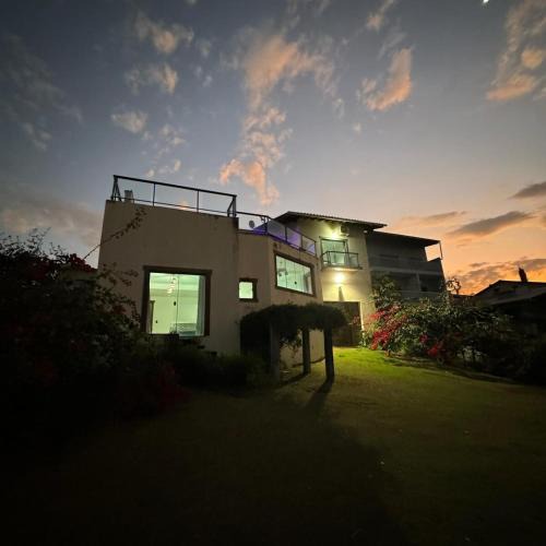 Ijaci House | Casa na represa