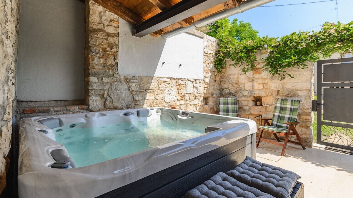 Fuskulin Ski Chalet | Casa Nini I - Jacuzzi