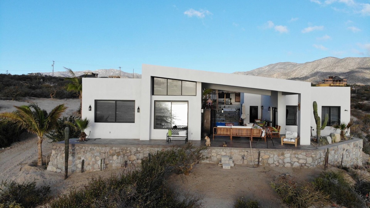El Sargento House | Casa No Name is beautiful and comfortable compound
