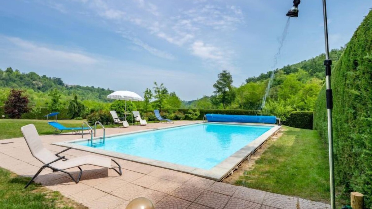 Ferrere House | Casa Nocciola by Interhome