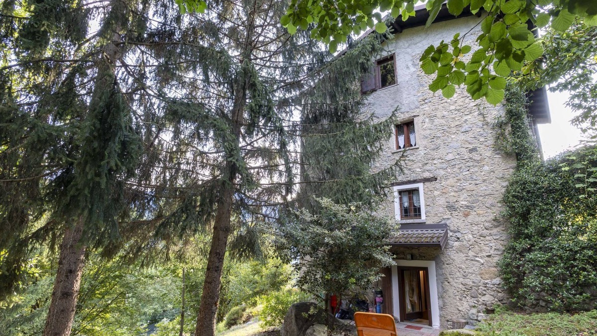 Morbegno Apartment | Casa Orai Mountain View by Interhome