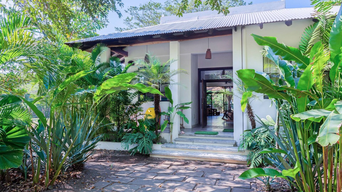 San Diego House | Casa Palmera - Modern Tropical Beach House, Finca Del Mar