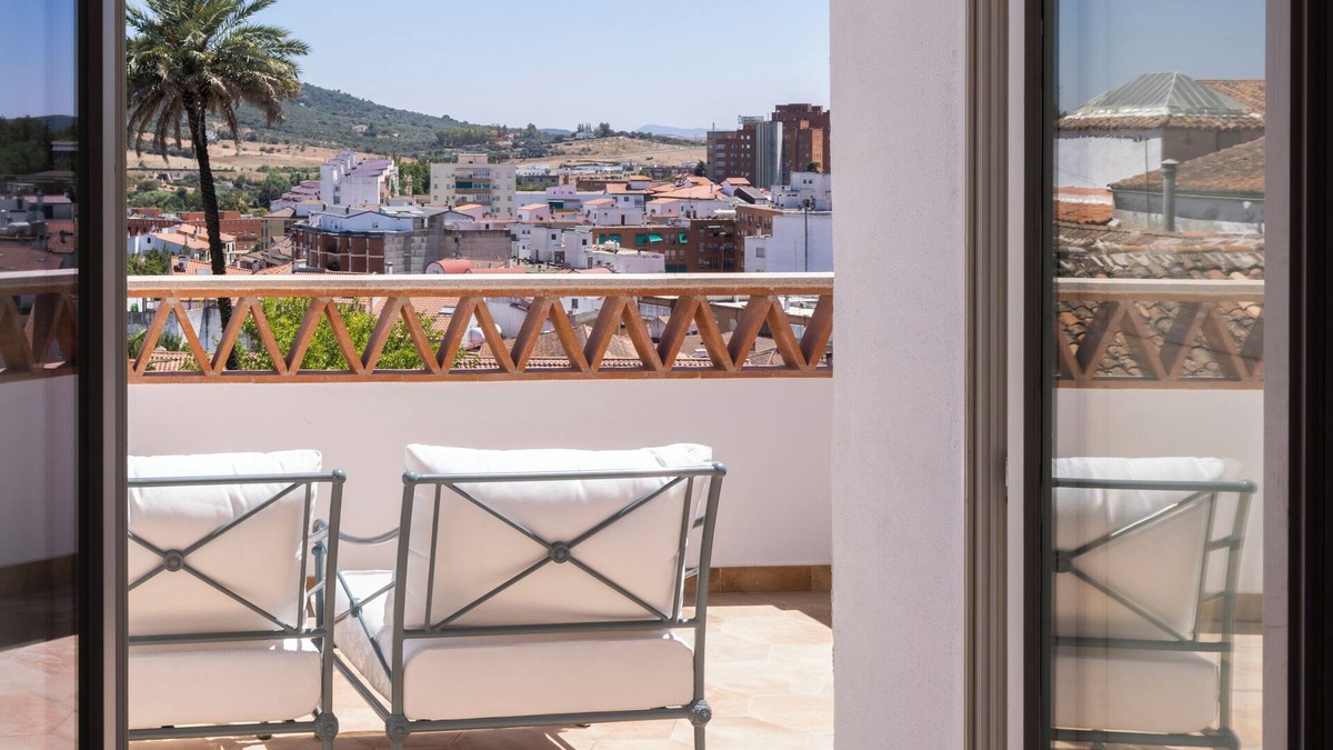 Santa Clara Hotel | Casa Pizarro Hotel