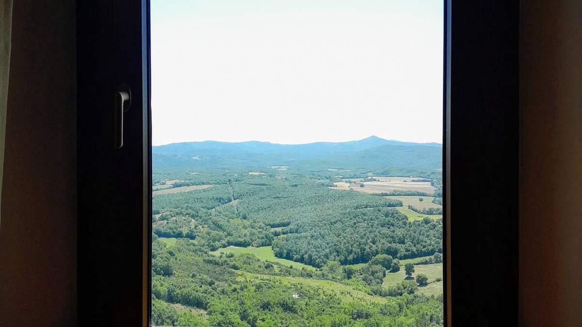 Chiusdino Villa | Casa Politi Tuscany spacious boutique villa central location 7bedroom 4bathroom