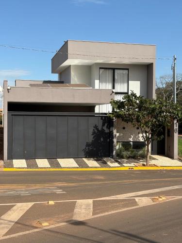 Adamantina Villa | Casa Premium Adamantina