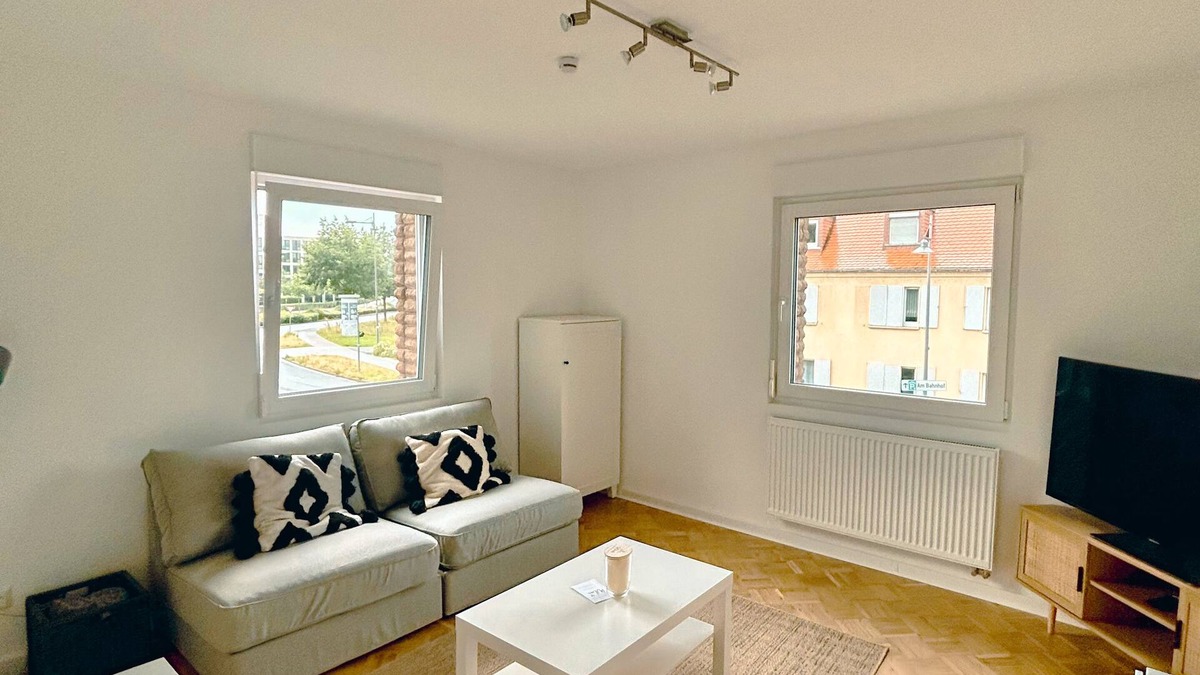 Bad Homburg v.d. Hoehe Apartment | Casa Rossa - Modern, Renoviert, Gemütlich - 15min von Frankfurt