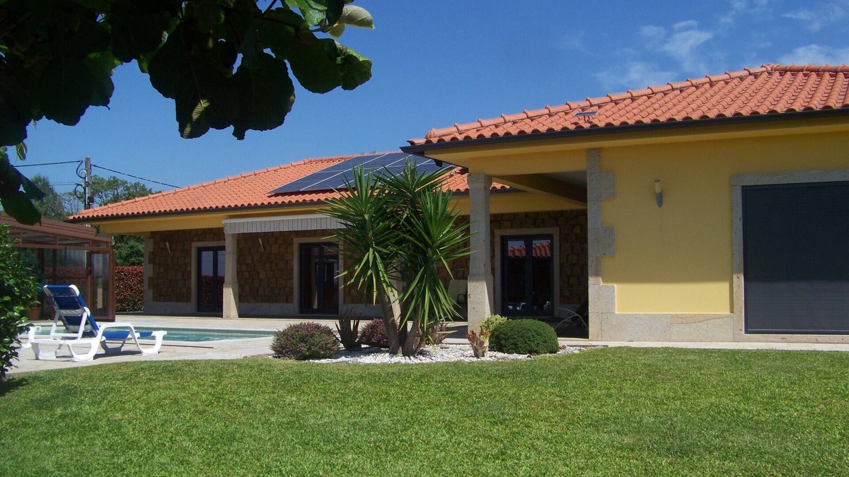 Cossourado House | Casa Rosanna bungalow, secure indoor saltwater swimming pool, panoramic view
