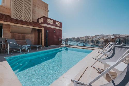 Marsaskala Bed & Breakfast | Casa Rosanna Malta B&B Adults only 16 plus