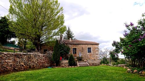 Santa Maria de la Alameda Ski Chalet | Casa Rural la Insula