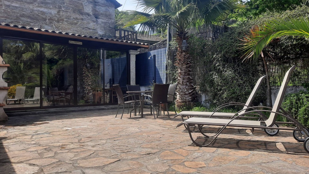 Avion House | Casa Rural Cabo de Aráns