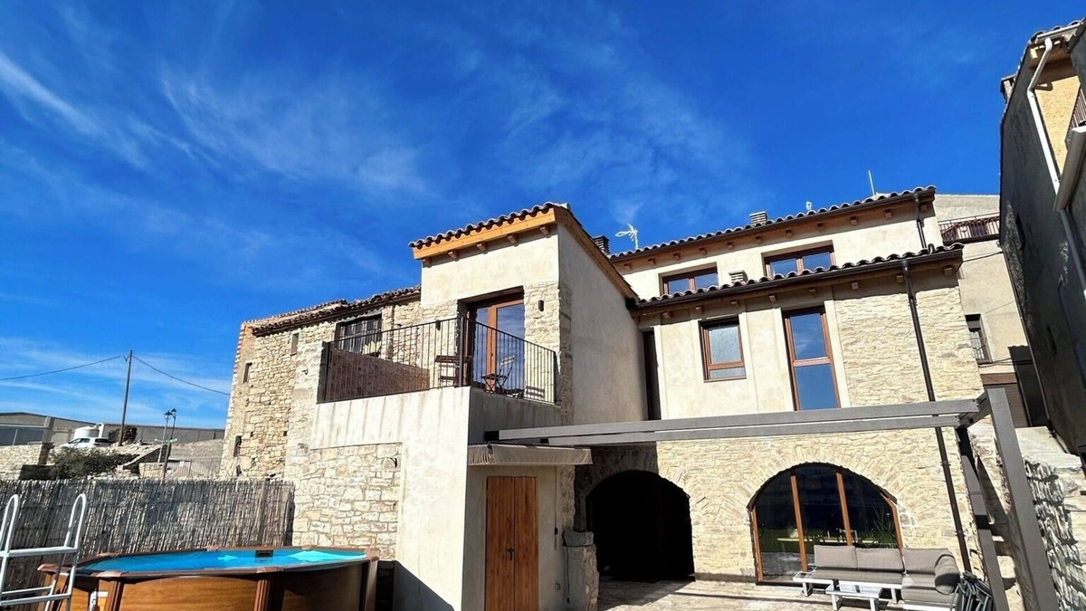 Llorac Cottage | Casa Rural con Jardín, Increibles Vistas, Piscina, Bbq, 5hab. con 5 Baños