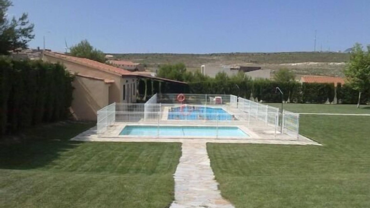 Fuendetodos Cottage | Casa Rural del Pintor for 15 people