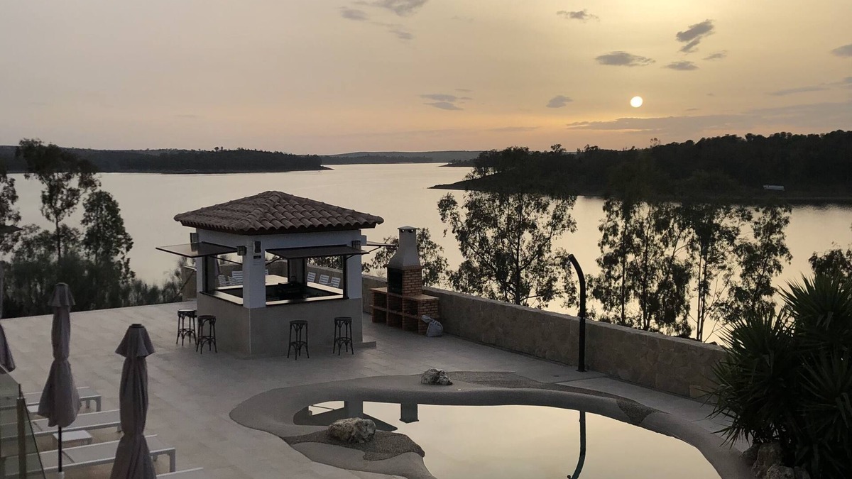 Navalvillar de Pela House | Casa Rural Encantos de Orellana
