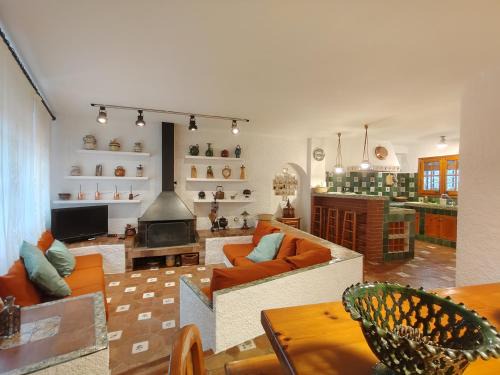 Alfara de Carles House | Casa rural entera en Parque Natural de los Puertos