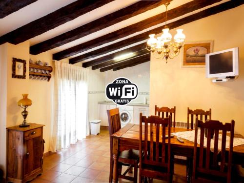 Almonacid de la Sierra House | Casa rural zaragoza