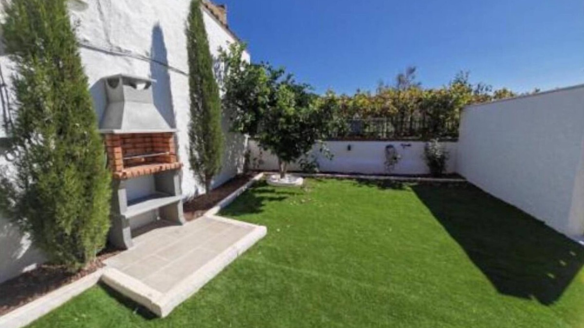 La Calzada de Oropesa Cottage | Casa Rural Teralba 2 con 4 Habitaciones Para 10 Personas, Jardín y Barbacoa
