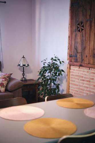 Huerta del Marquesado House | Casa rural fuentelgato