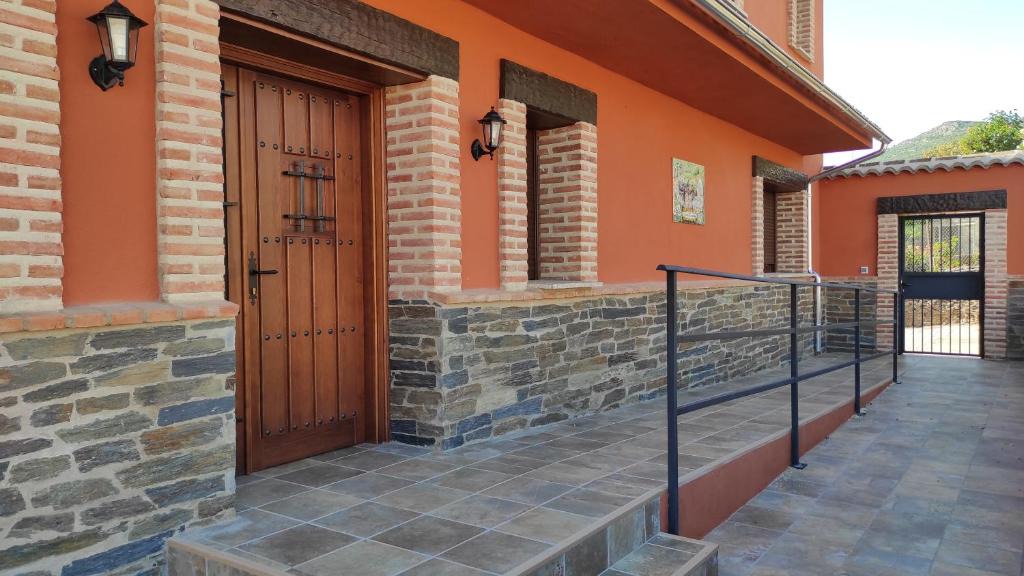 Navatrasierra House | Casa rural La Colmena del Geoparque