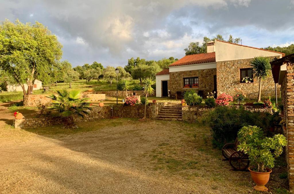 Aroche House | Casa rural La Portilla