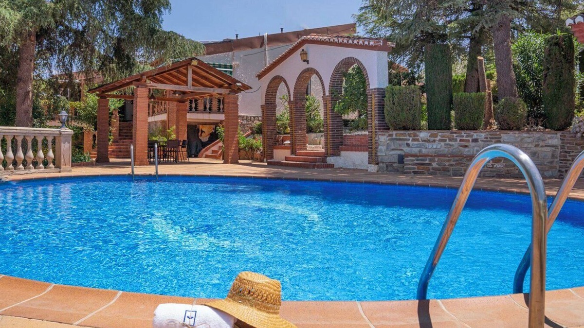Barrio de la Vega Villa | Casa Rural Villa Los Arcos Monachil by Ruralidays