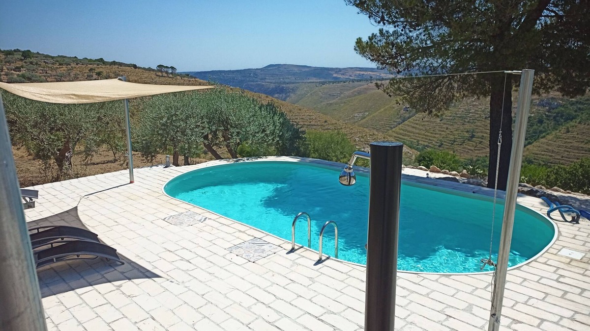 Buscemi House | Casa Rustico Relax completely private with pool in the olive grove with a fantastic panorama