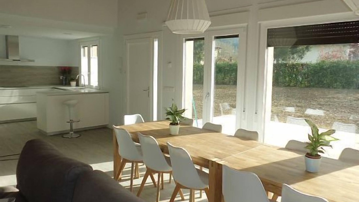 Akerreta Cottage | Casa San Nicolas for 12 people