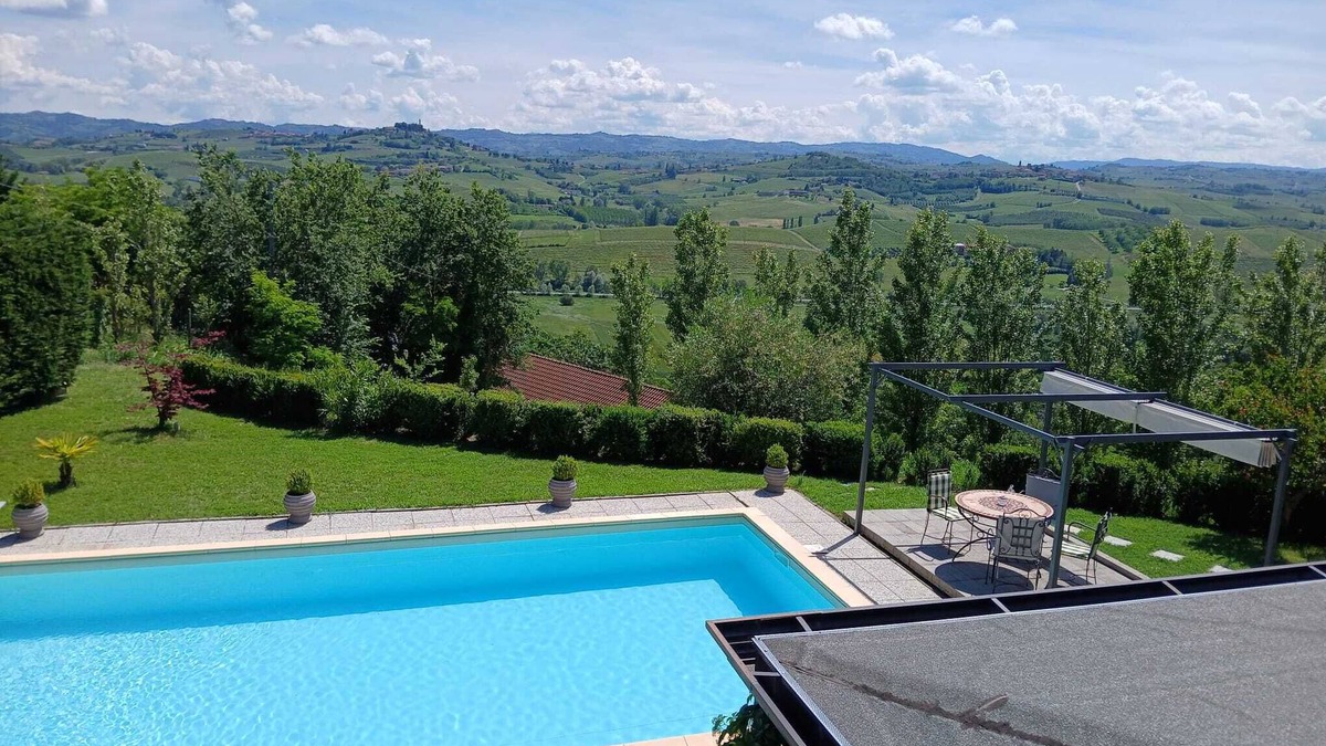 Castelnuovo Calcea Apartment | Casa San Rocco-piscina con vista sulle colline
