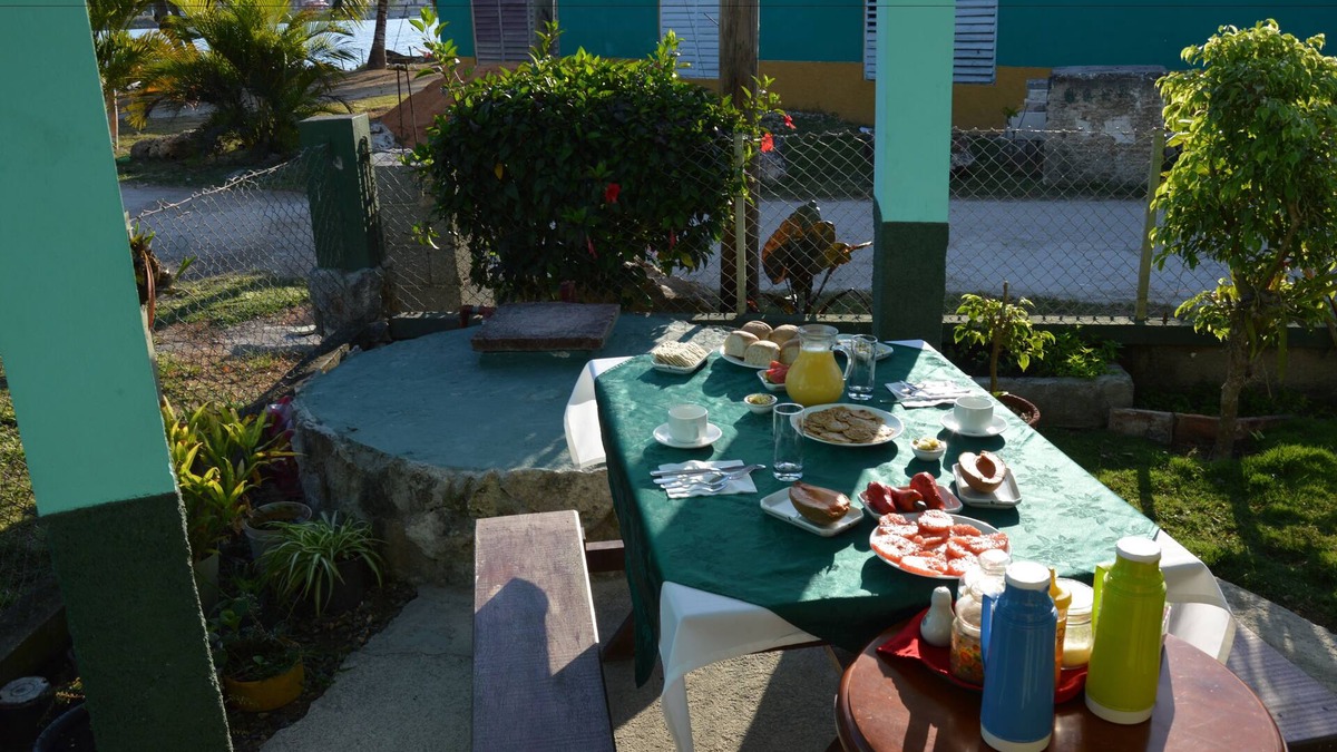 Municipality of Cienaga de Zapata House | Casa Santico y Damari