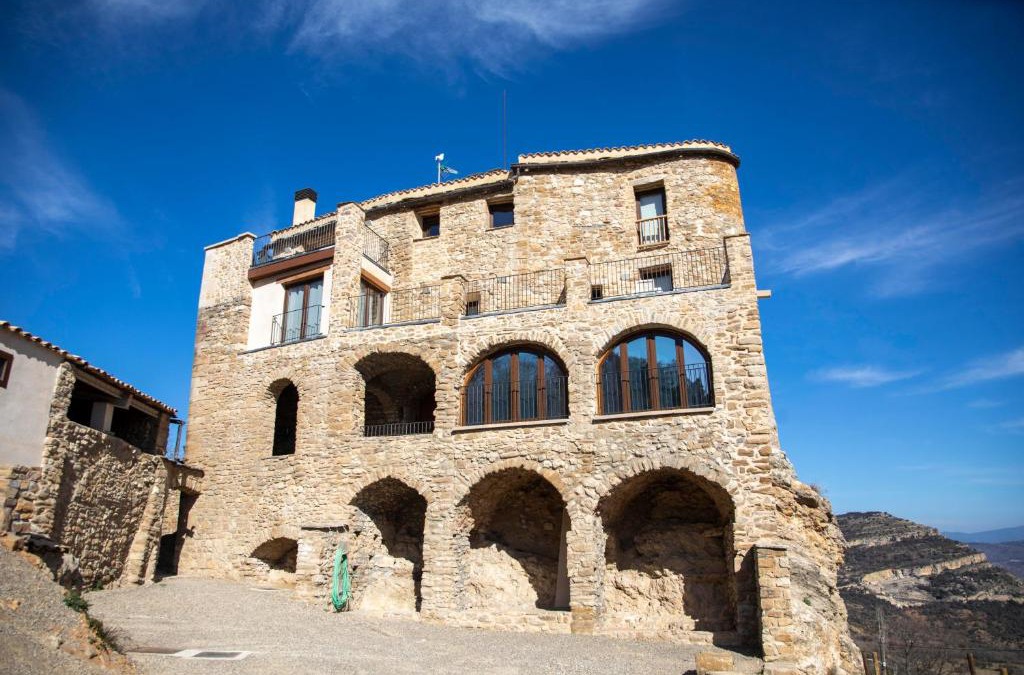 Sant Esteve de la Sarga Apartment | Casa Sanui. Apartaments turístics rurals