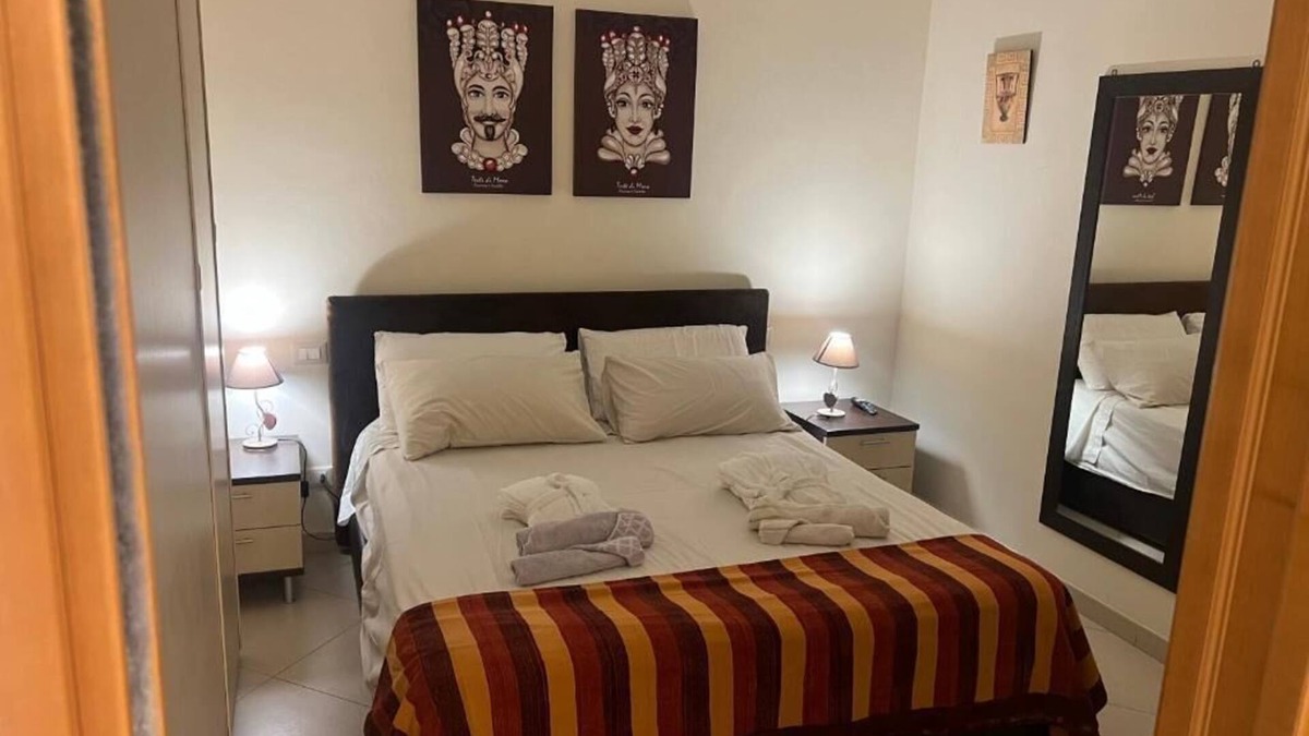 Sferracavallo Apartment | Casa Sciàlari, comfortable retreat just a few meters from the sea!