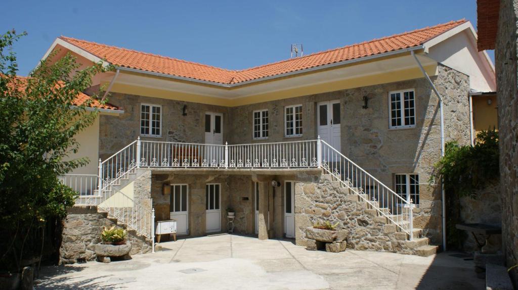 Oliveira de Frades House | Casa Serra do Lagar