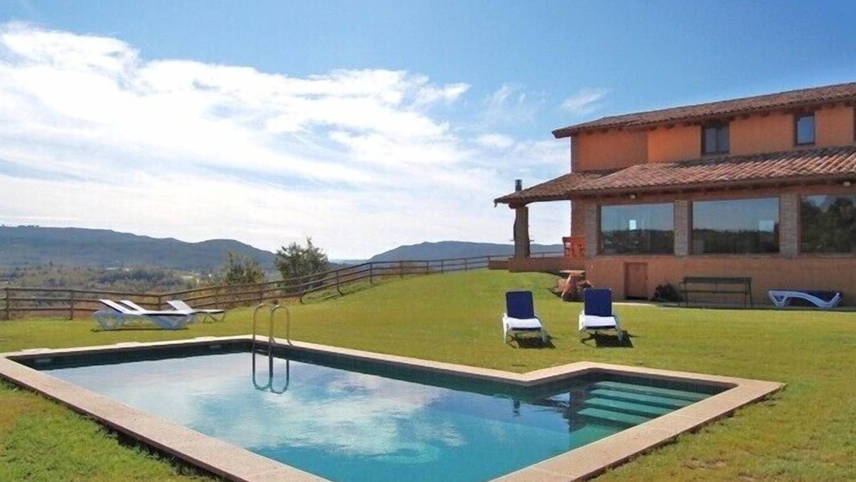 Gironella Villa | Casa Serrenta - Stunning country home. Outside + Inside Pool. Wonderful nature.
