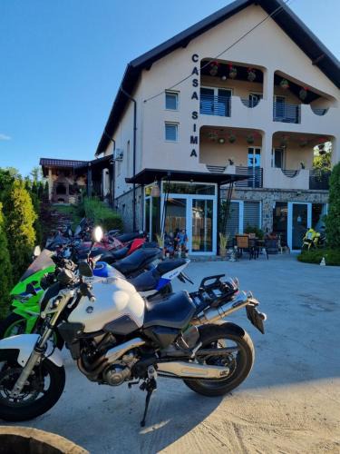 Curtea De Arges House | Casa Sima