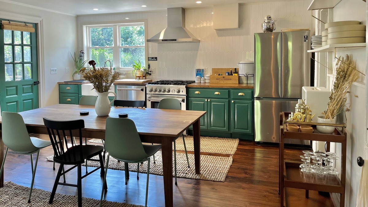 Tivoli House | Casa Tivoli - Upstate Getaway in Charming Village