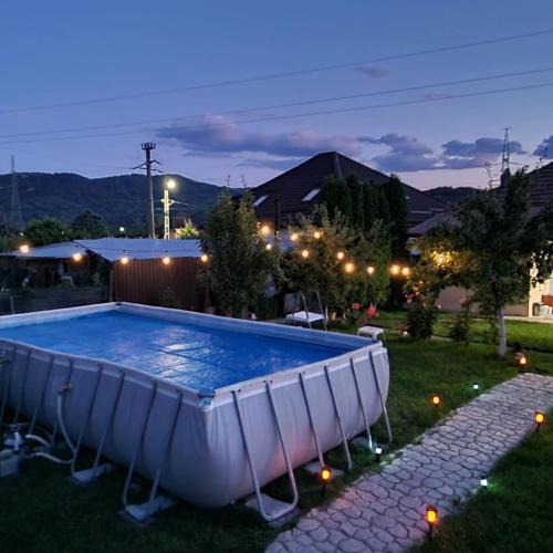 Jiblea Veche House | Casa Trandafirilor Calimanesti