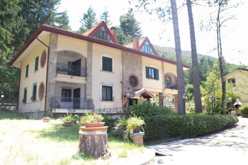 Laceno Apartment | Casa Tronola